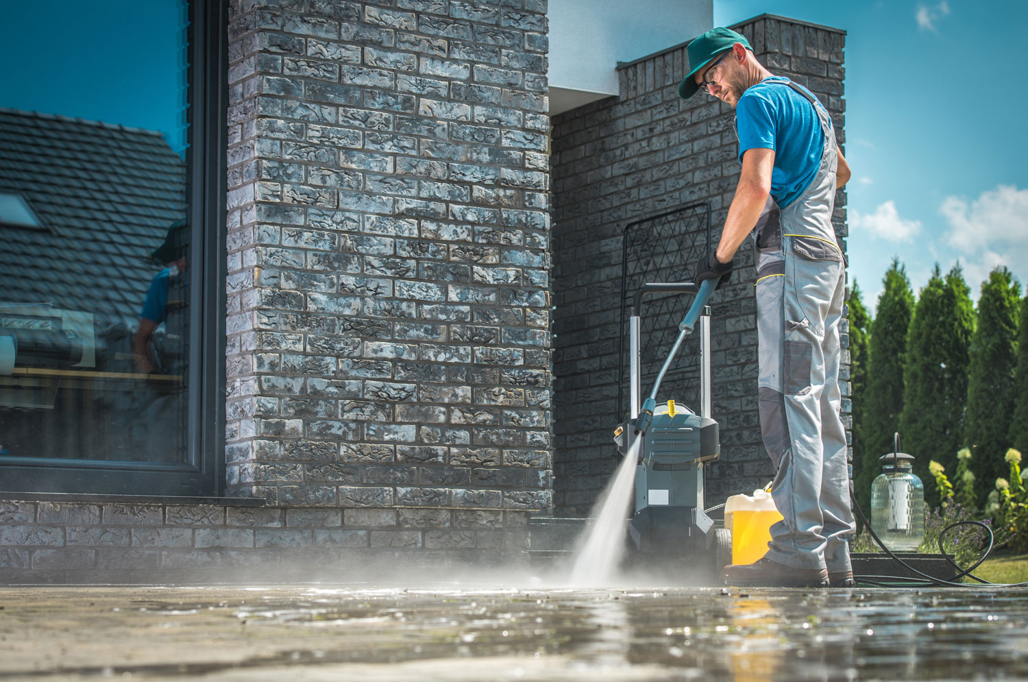 The role of financial advisors: How to choose the right partner